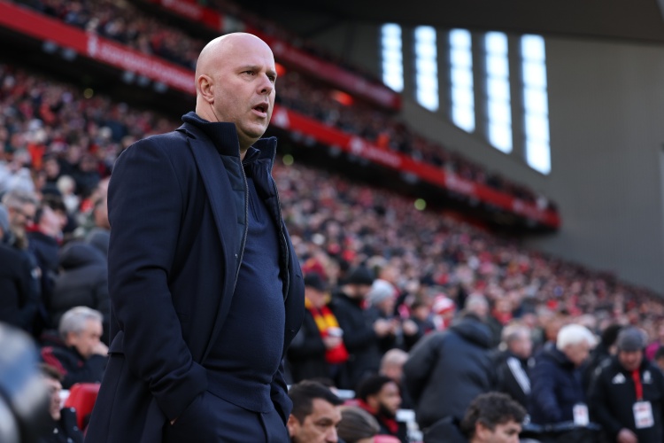 开云体育官网-斯洛特：萨拉赫体现了良好的职业素养 避免掉入附加赛很重要